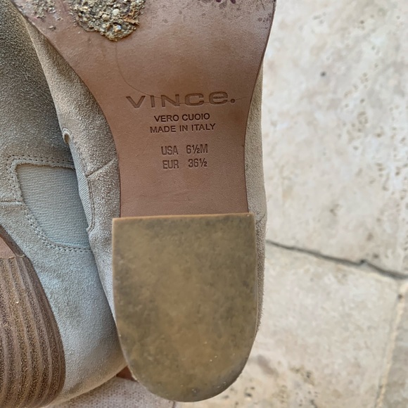 VINCE Suede Hamilton Chelsea Ankle Bootie in Clay 6.5 - Picture 14 of 16